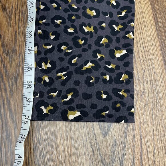 Women's KRAZY LARRY Pull-On Purple w/Leopard Print Ankle Pants- Size 10 - Picture 9 of 9